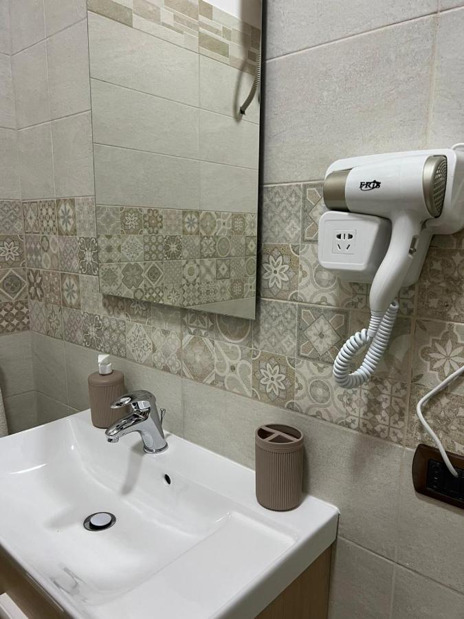 In Piazzetta Bed & Breakfast เนเปิลส์ ภายนอก รูปภาพ