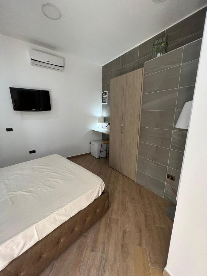 In Piazzetta Bed & Breakfast เนเปิลส์ ภายนอก รูปภาพ